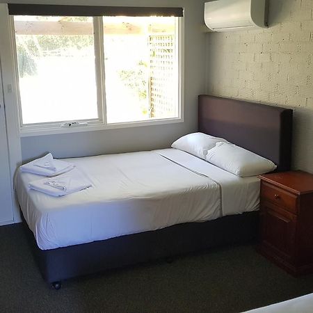 Bateau Bay Hotel 外观 照片
